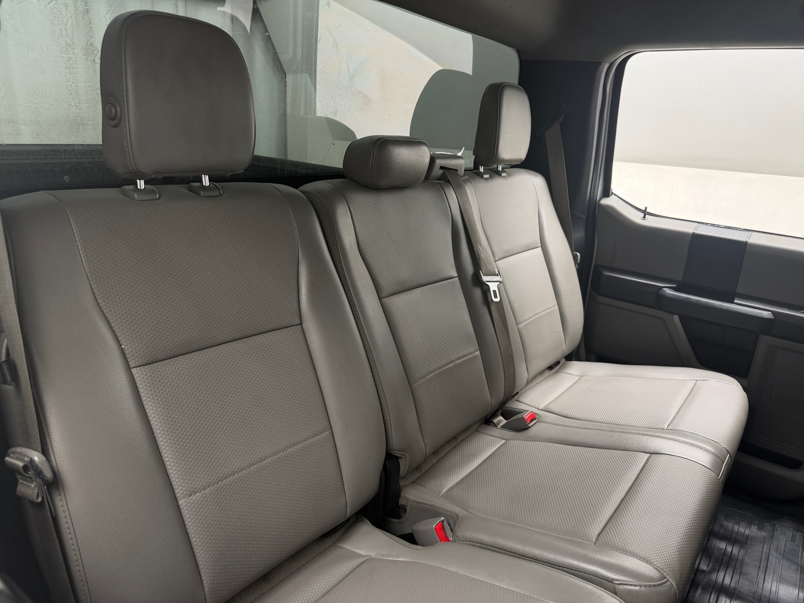 Thumbnail: 2016 Ford Econoline - 6