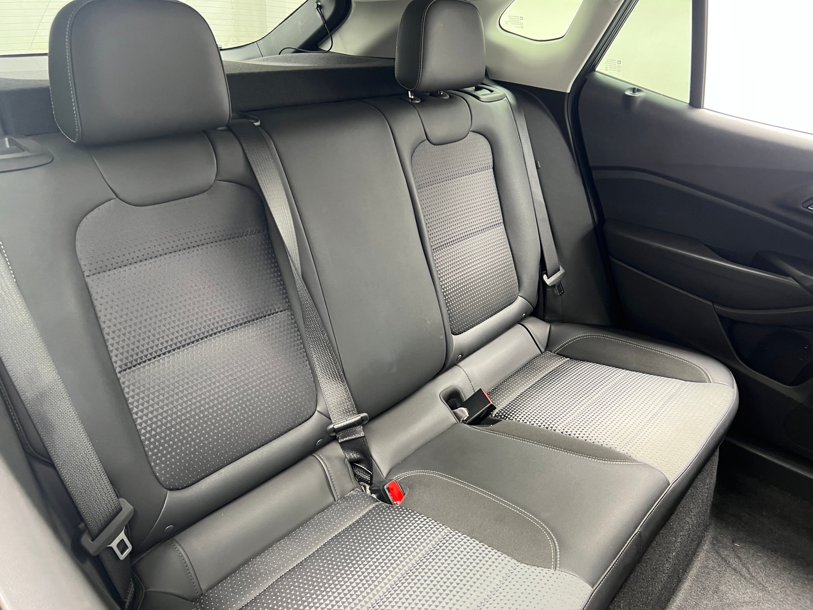 Thumbnail: 2025 Chevrolet Trax - 5