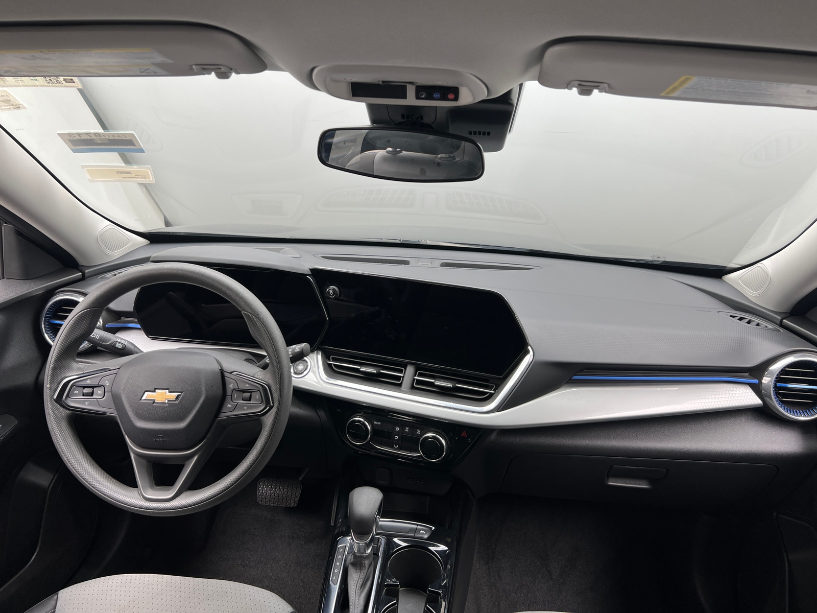 Thumbnail: 2025 Chevrolet Trax - 2