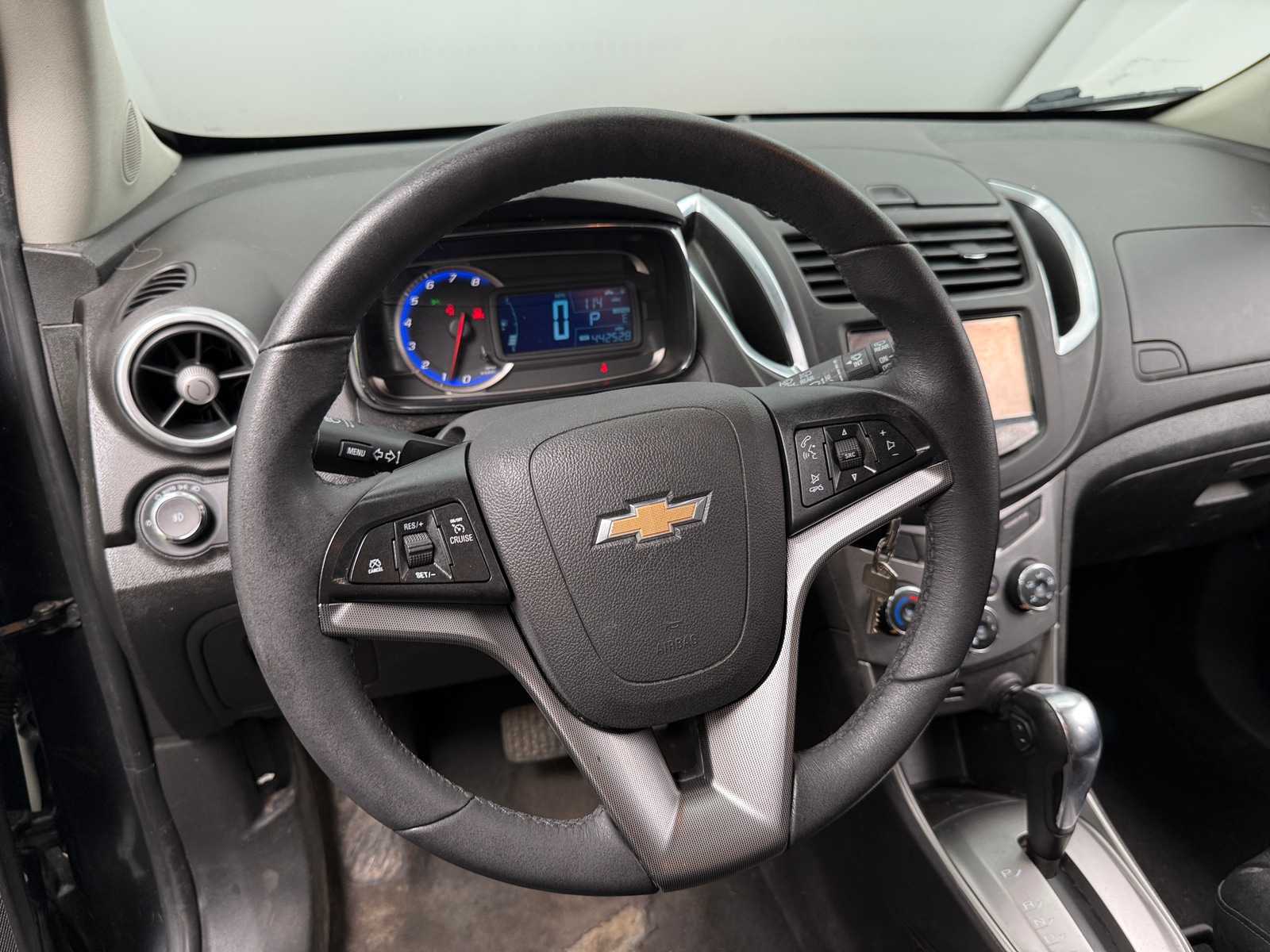 Thumbnail: 2016 Chevrolet Trax - 4