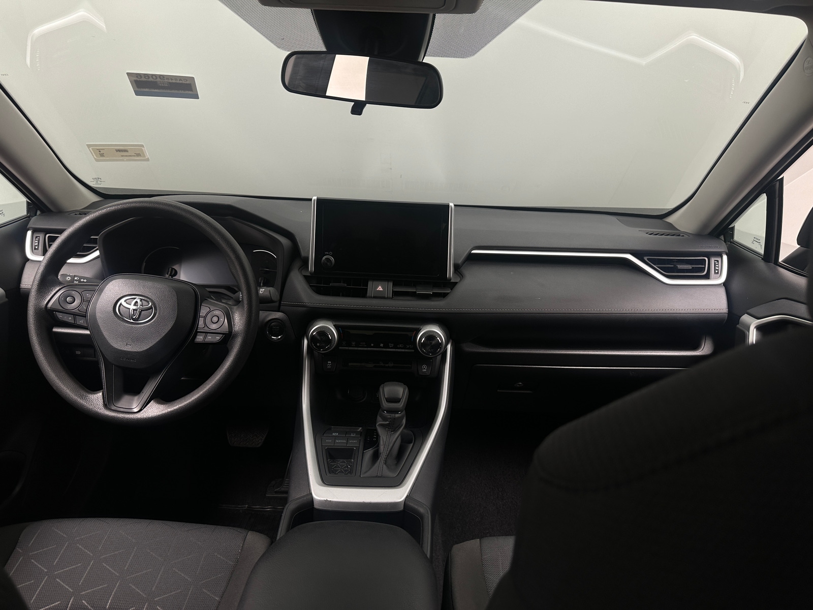 Thumbnail: 2025 Toyota RAV4 - 3