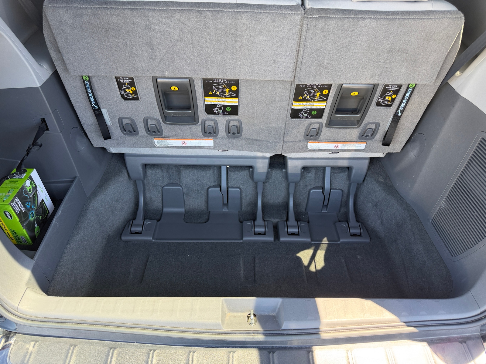 Thumbnail: 2017 Toyota Sienna - 6