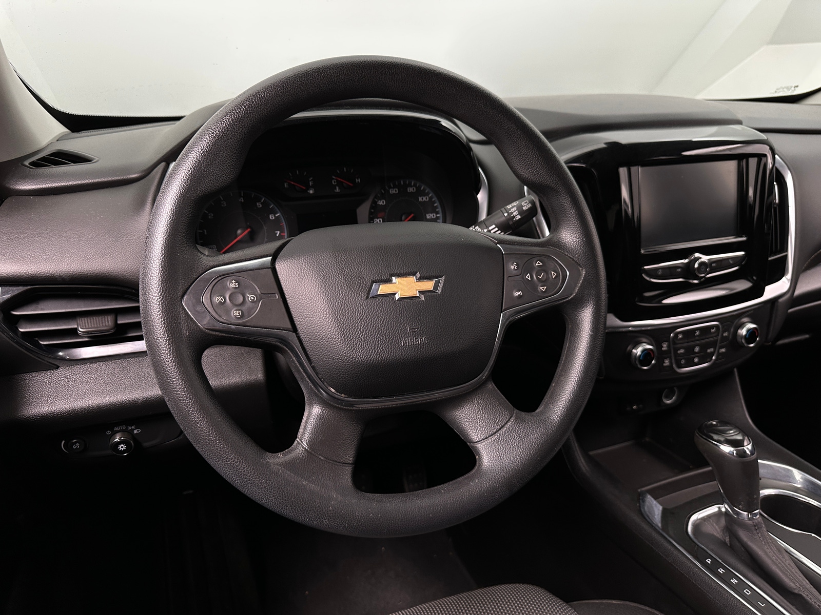 Thumbnail: 2018 Chevrolet Traverse - 5