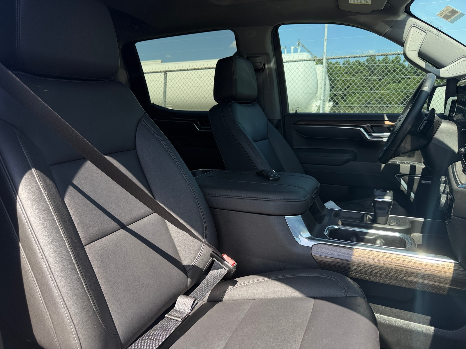 Thumbnail: 2024 Chevrolet Silverado 1500 - 2