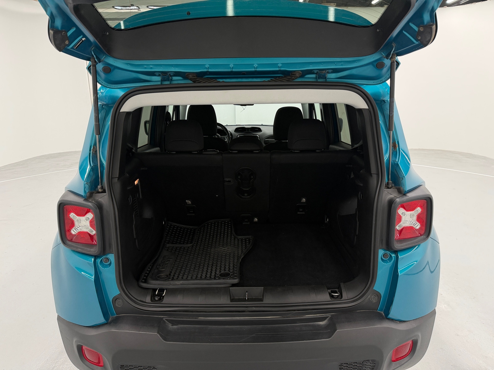 Thumbnail: 2021 Jeep Renegade - 7
