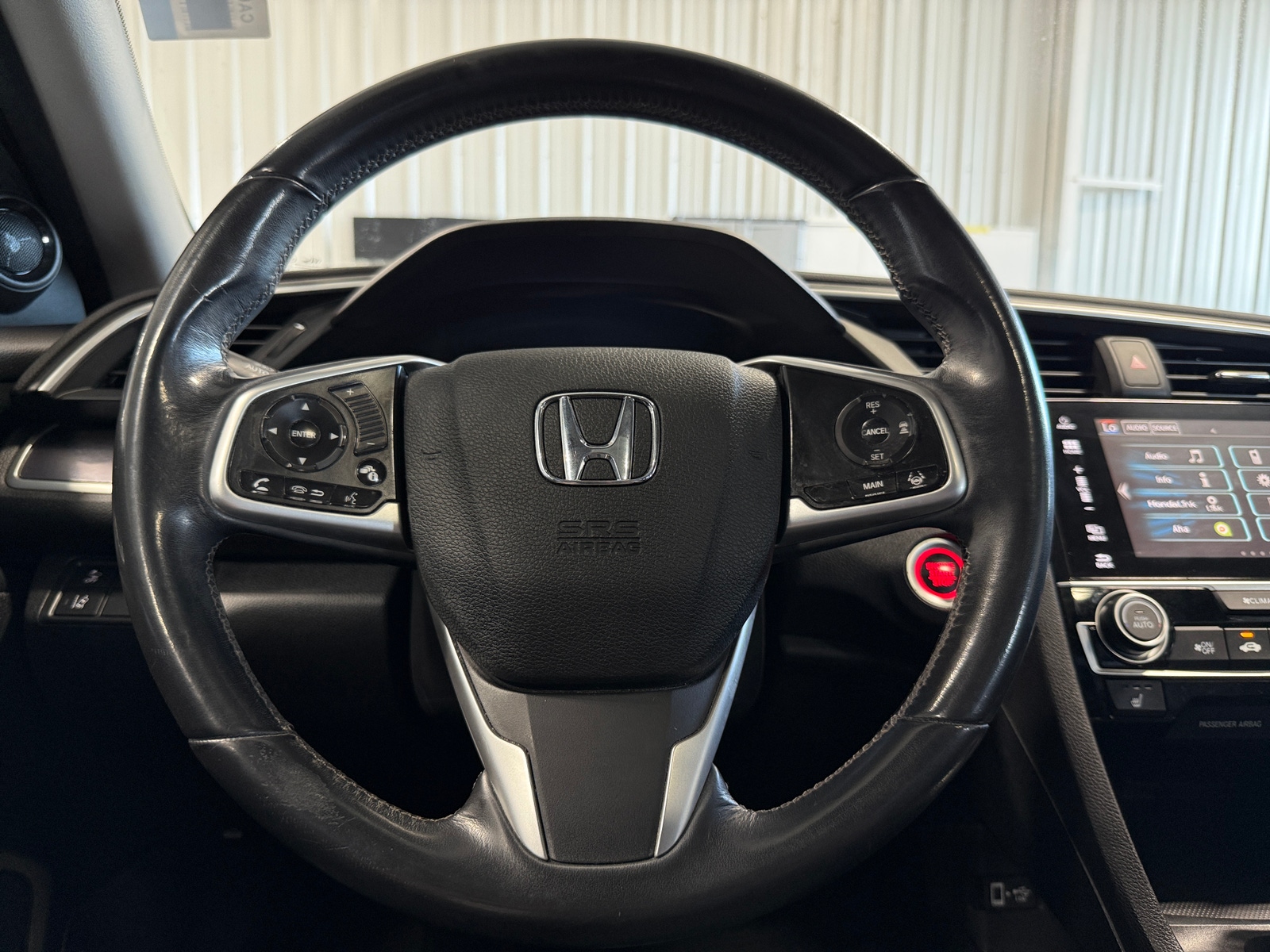 Thumbnail: 2016 Honda Civic - 4