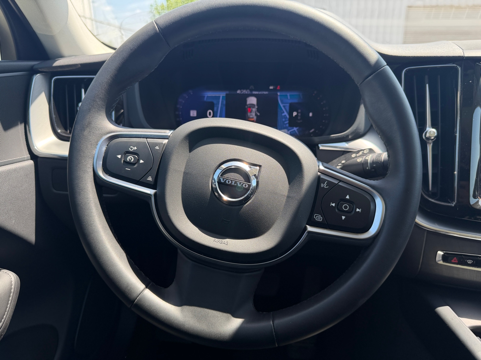 Thumbnail: 2024 Volvo XC60 - 4