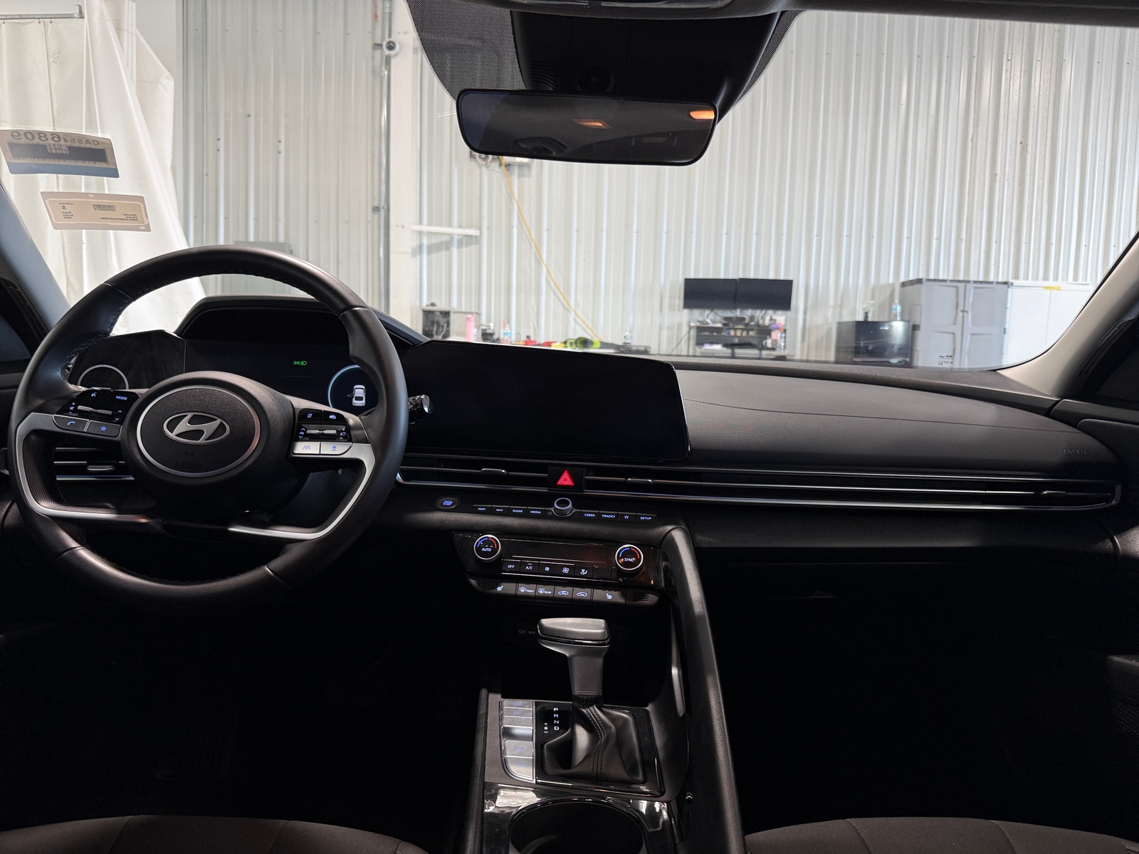 Thumbnail: 2025 Hyundai Elantra - 3