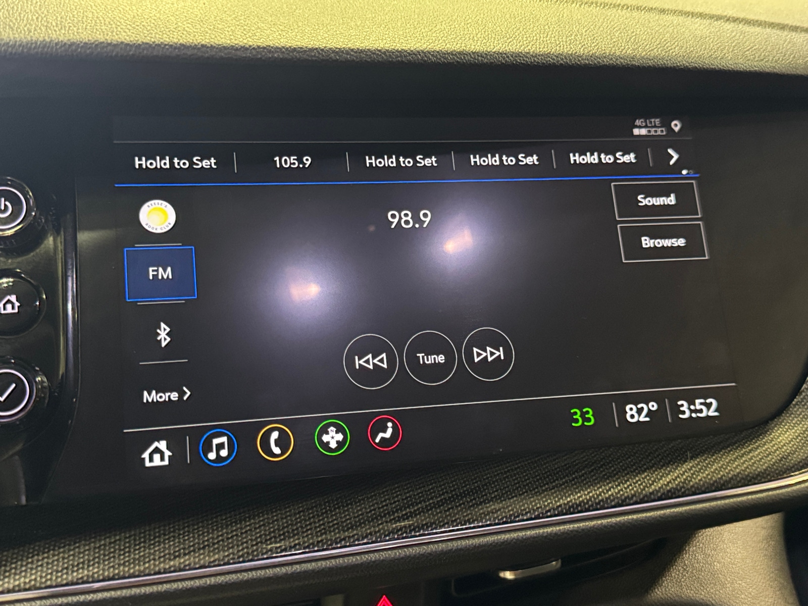Thumbnail: 2023 Buick Envision - 3