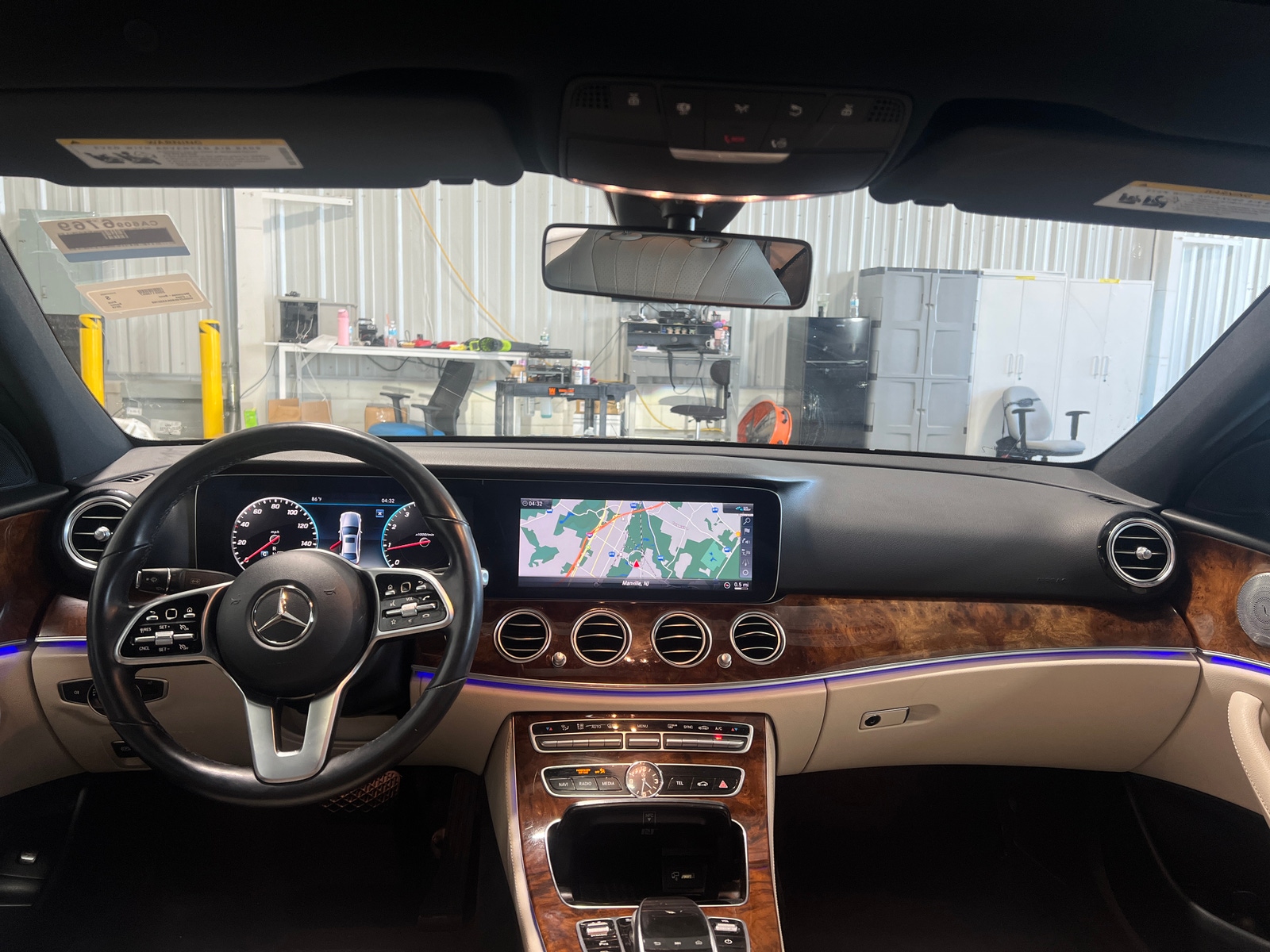Thumbnail: 2019 Mercedes-Benz E-Class - 2