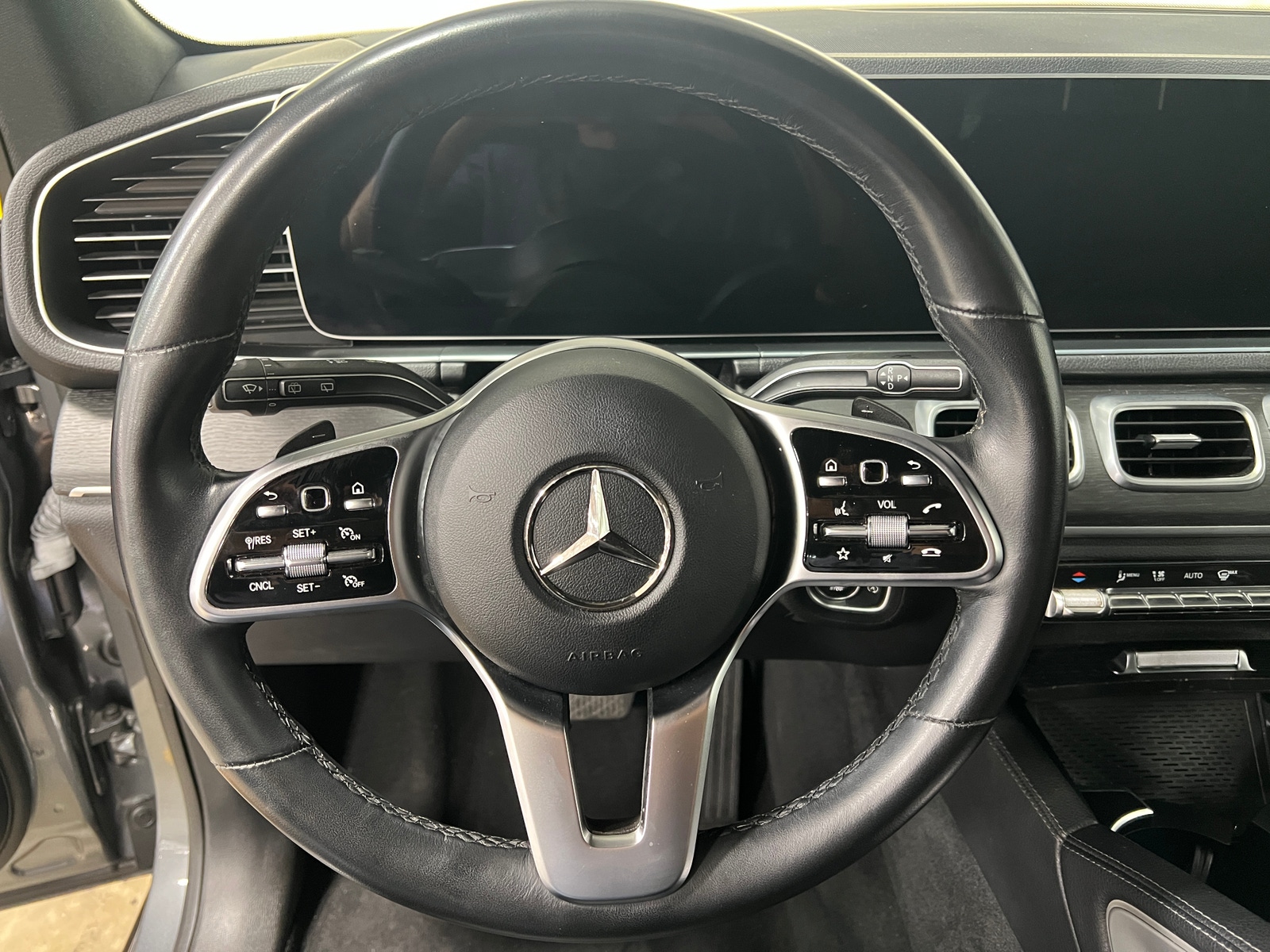 Thumbnail: 2023 Mercedes-Benz GLE - 4