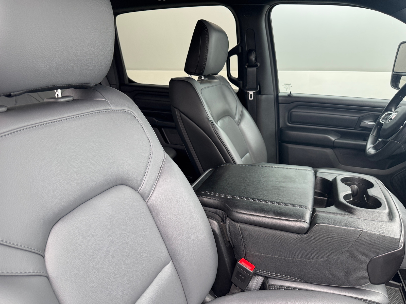 Thumbnail: 2025 RAM 1500 - 2