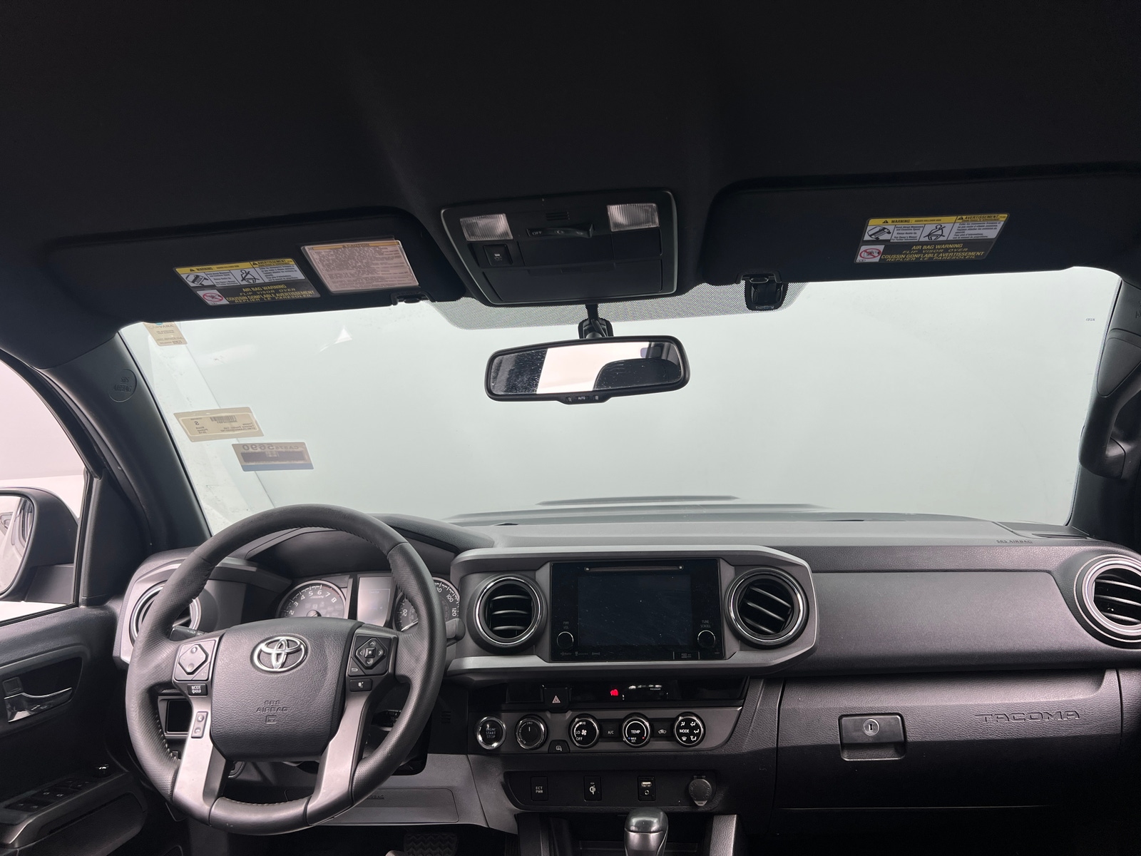 Thumbnail: 2016 Toyota Tacoma - 3