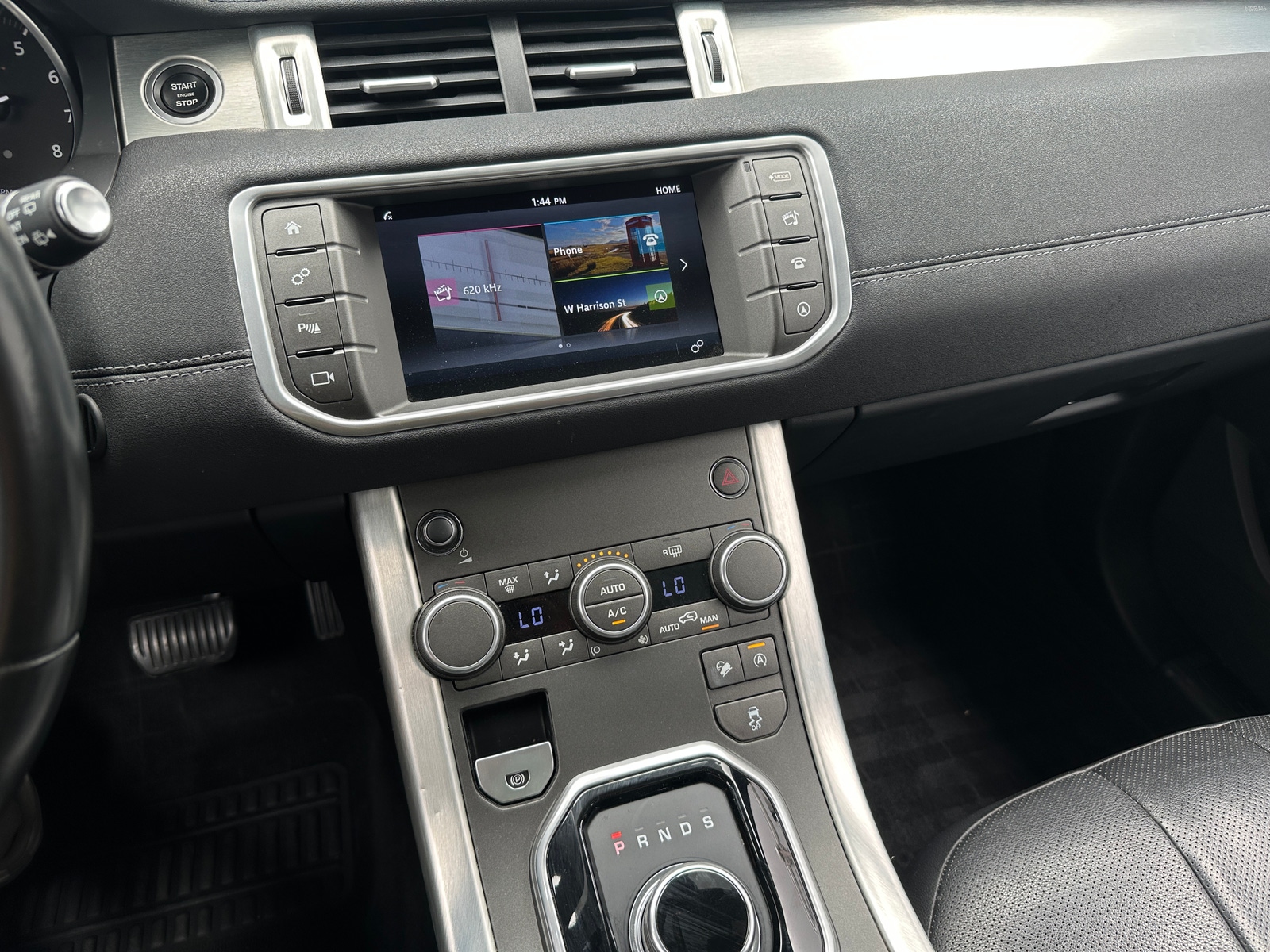 Thumbnail: 2017 Land Rover Range Rover Evoque - 4