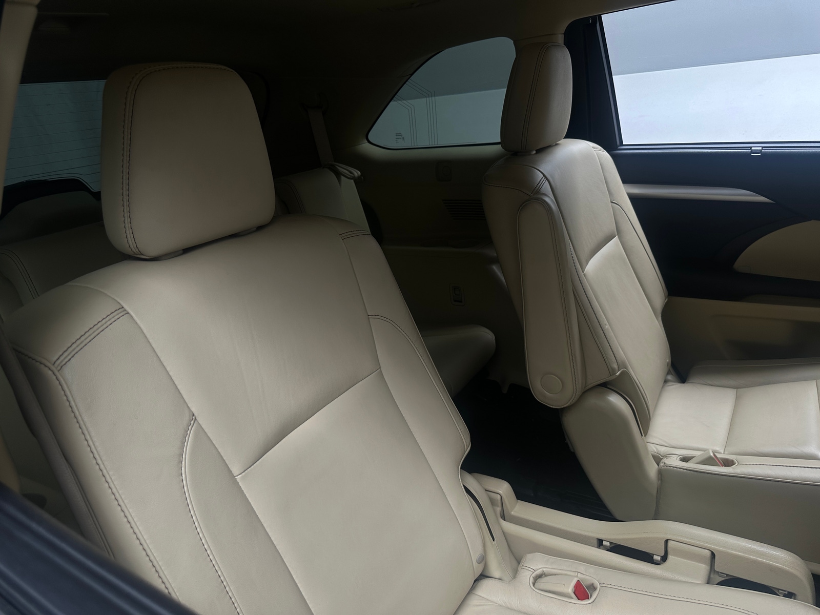Thumbnail: 2015 Toyota Highlander - 5