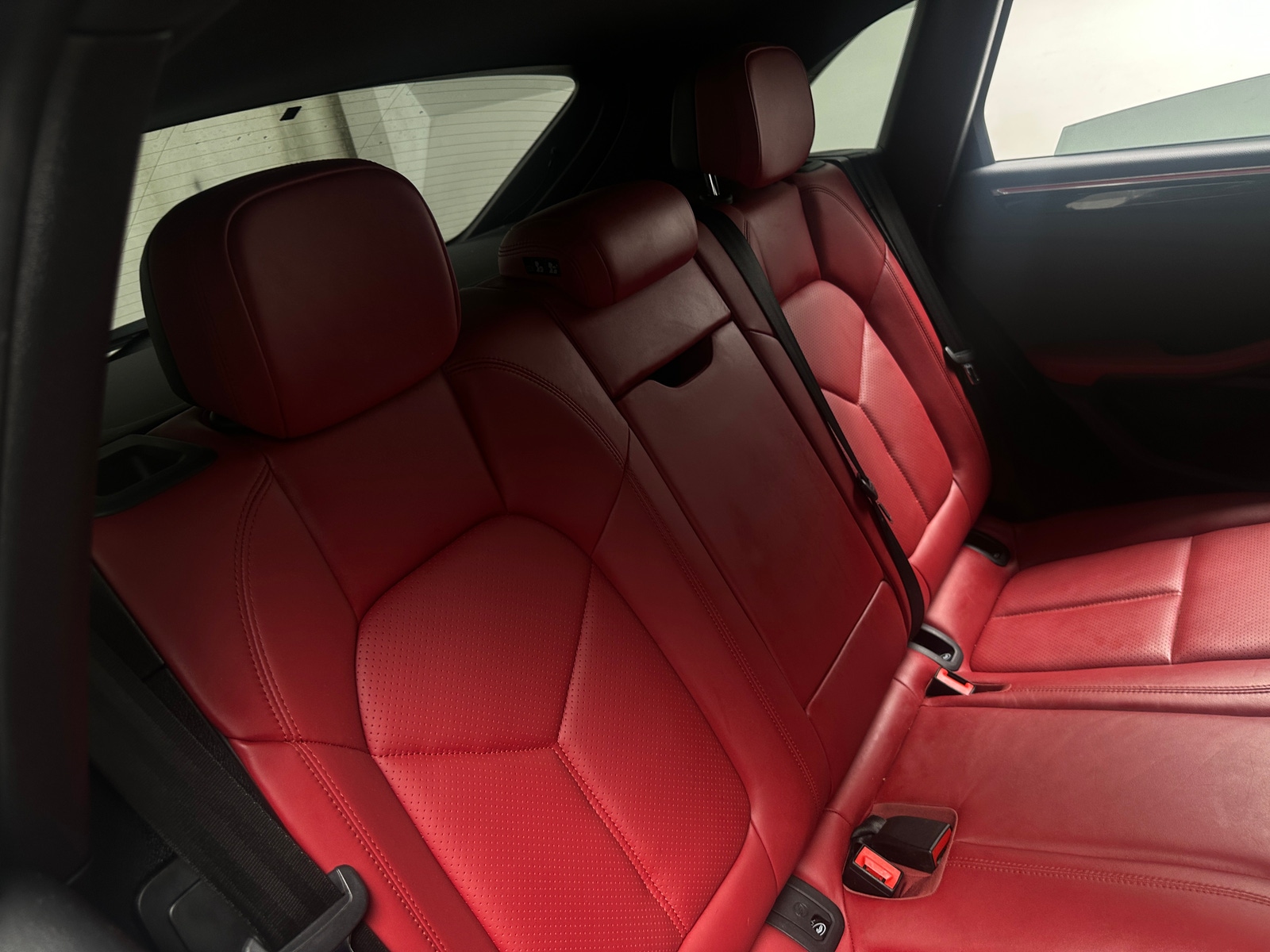 Thumbnail: 2019 Porsche Macan - 5