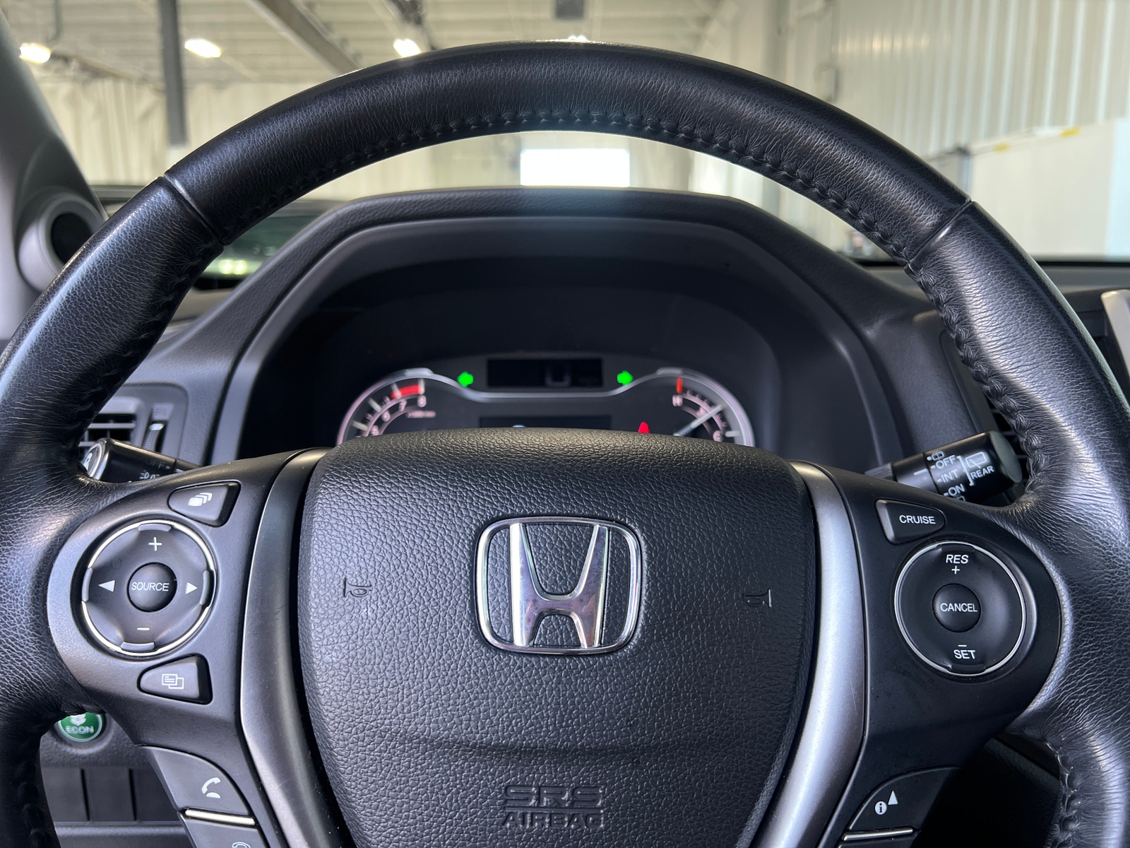 Thumbnail: 2017 Honda Pilot - 5