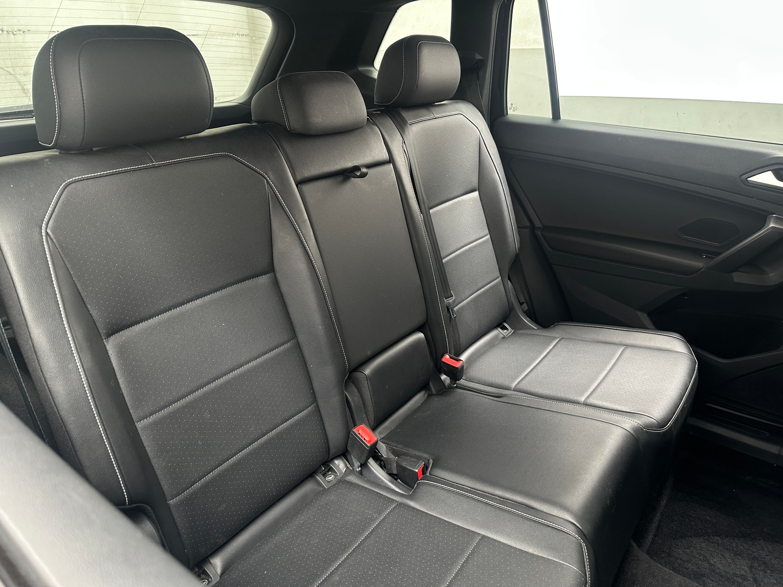 Thumbnail: 2021 Volkswagen Tiguan - 5