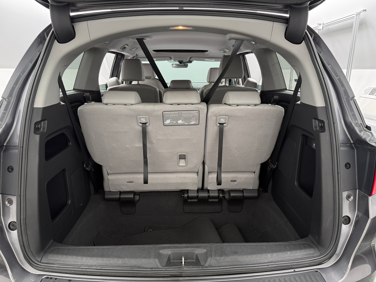 Thumbnail: 2019 Honda Odyssey - 6
