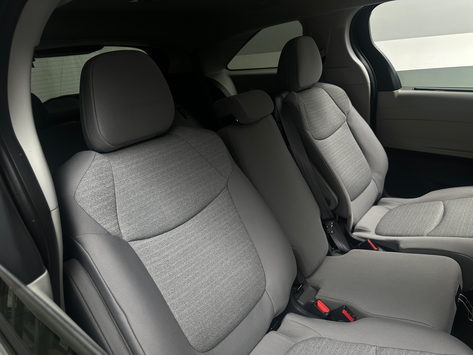 Thumbnail: 2023 Toyota Sienna - 6