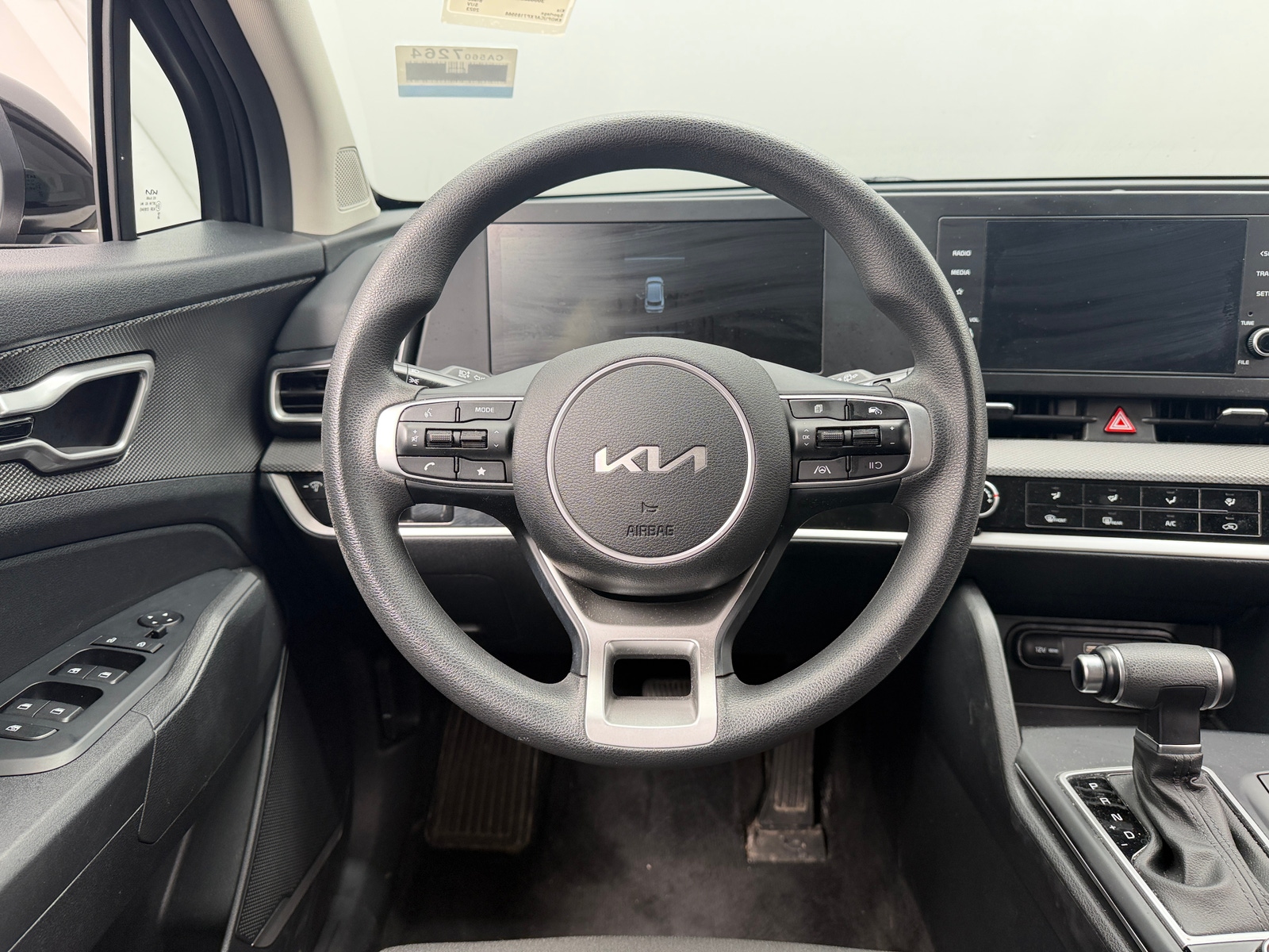 Thumbnail: 2023 Kia Sportage - 5