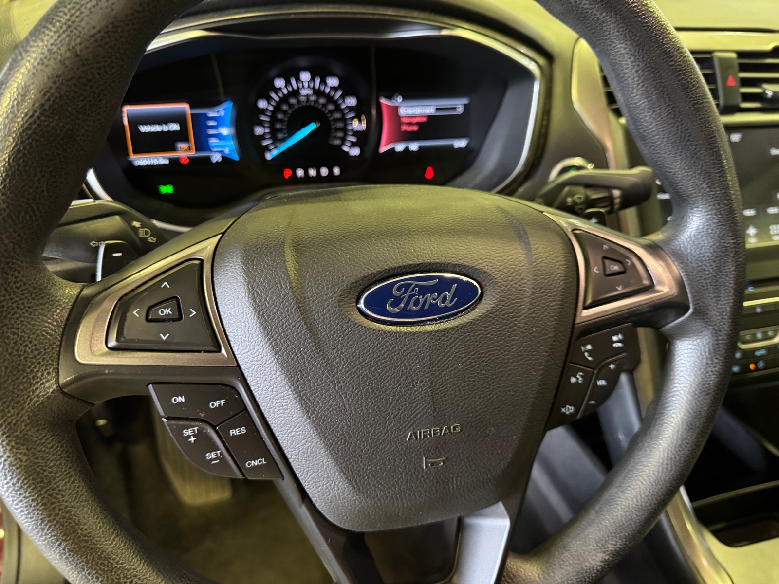 Thumbnail: 2017 Ford Fusion - 5