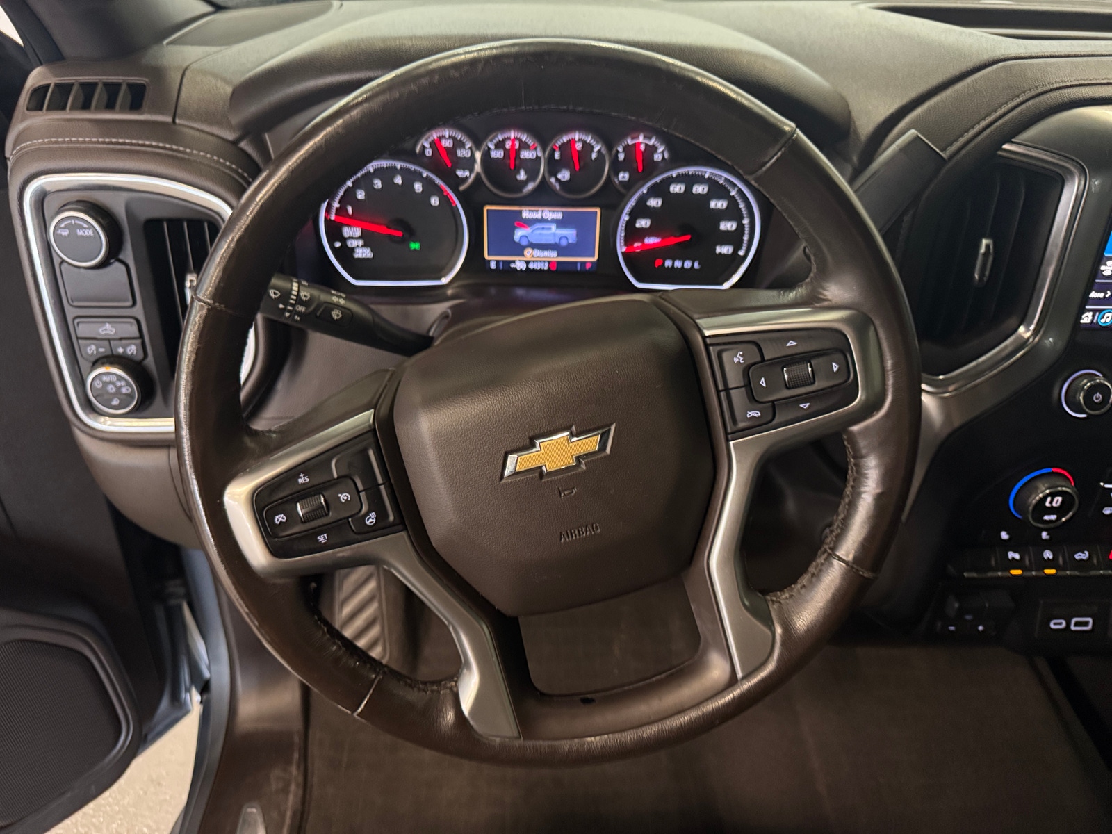 Thumbnail: 2020 Chevrolet Silverado 1500 - 4