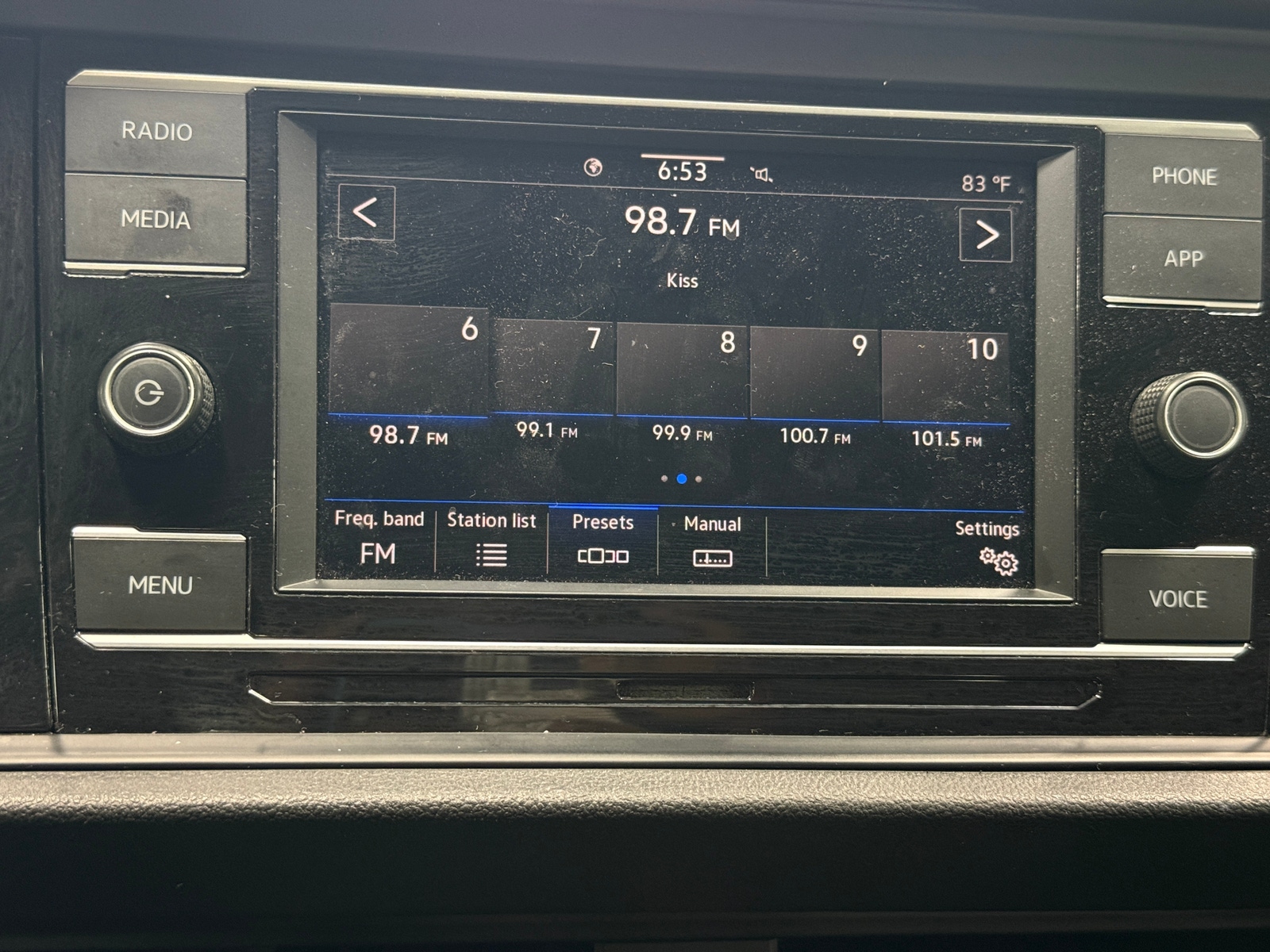 Thumbnail: 2021 Volkswagen Jetta - 4
