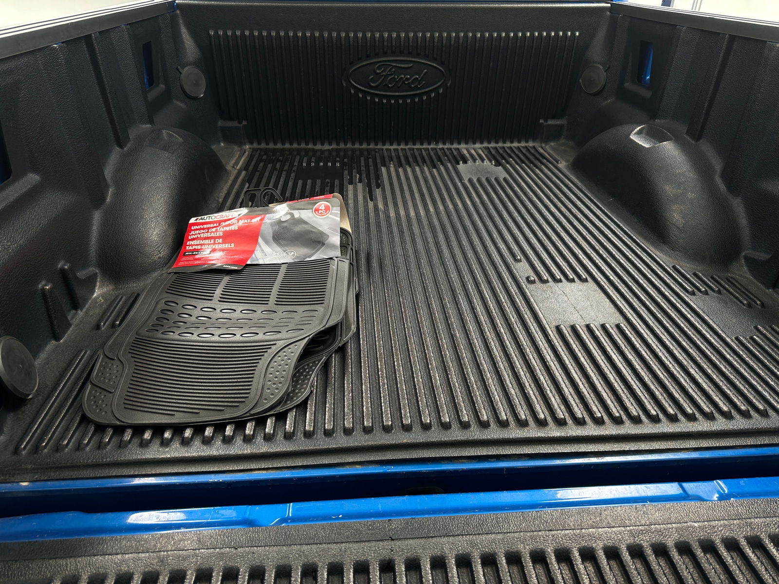 Thumbnail: 2019 Ford Econoline - 7
