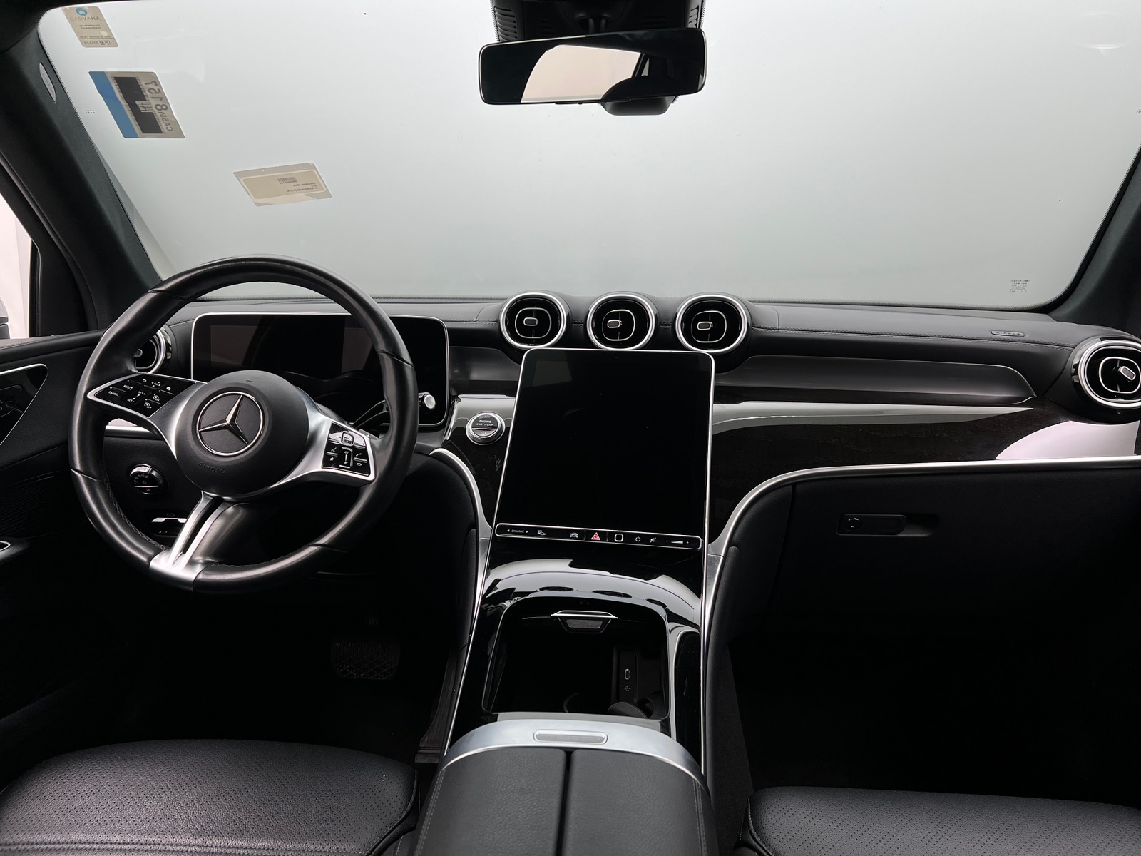 Thumbnail: 2024 Mercedes-Benz GLC - 2