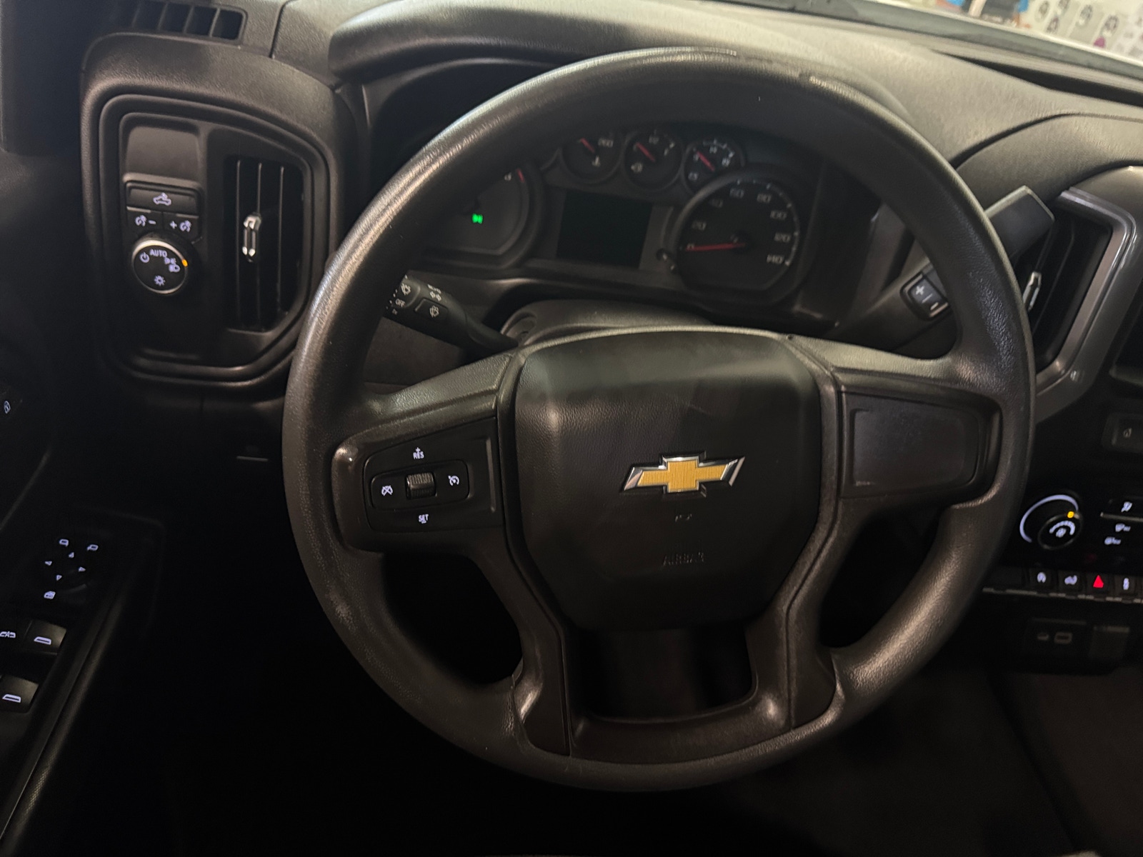 Thumbnail: 2021 Chevrolet Silverado 1500 - 5