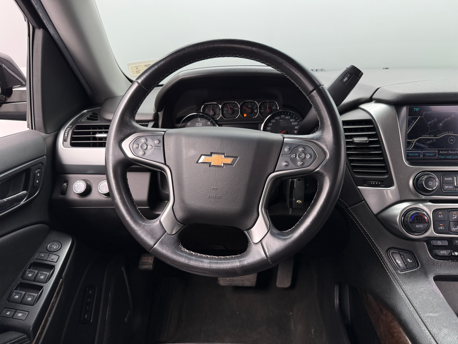 Thumbnail: 2018 Chevrolet Tahoe - 4