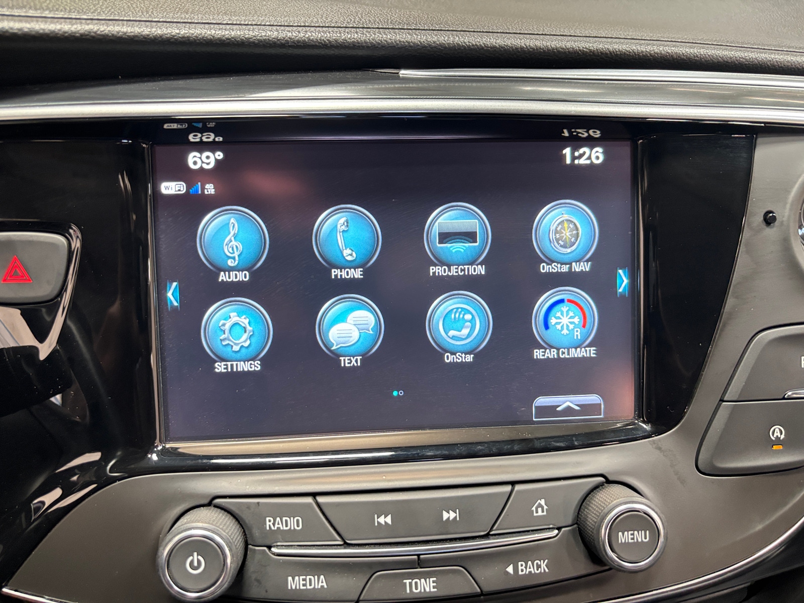 Thumbnail: 2019 Buick Envision - 3