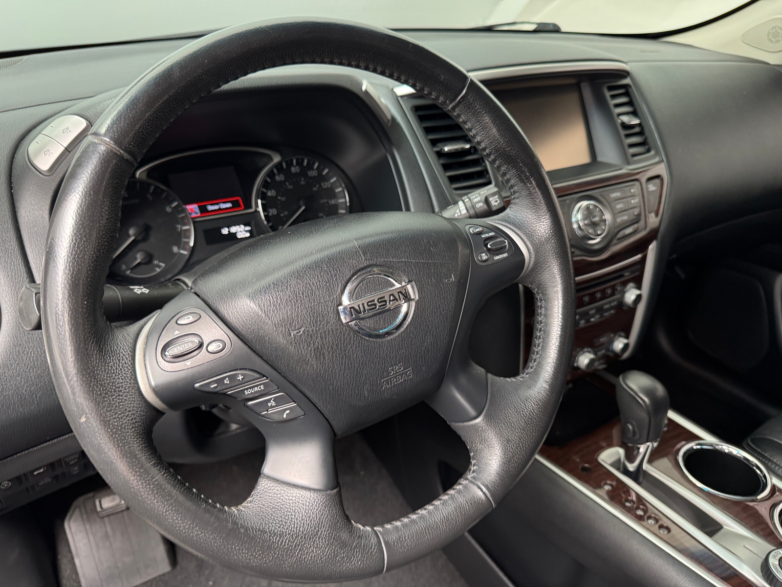 Thumbnail: 2015 Nissan Pathfinder - 4