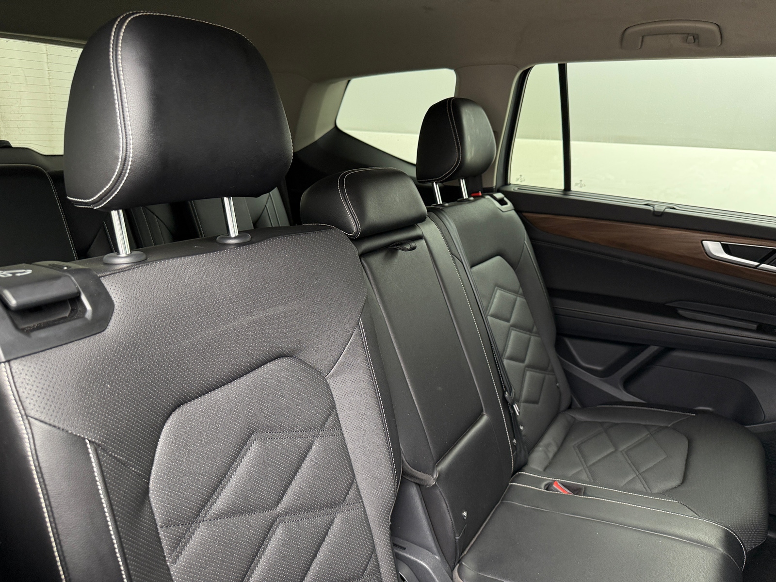 Thumbnail: 2024 Volkswagen Atlas - 5