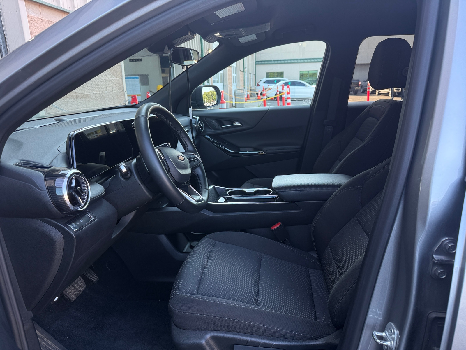 Thumbnail: 2025 Chevrolet Equinox - 2