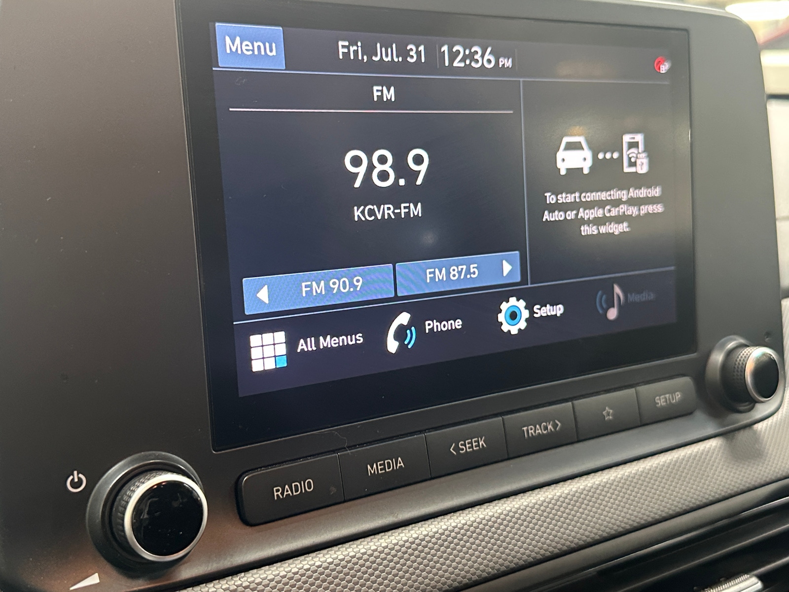 Thumbnail: 2023 Hyundai Kona - 4