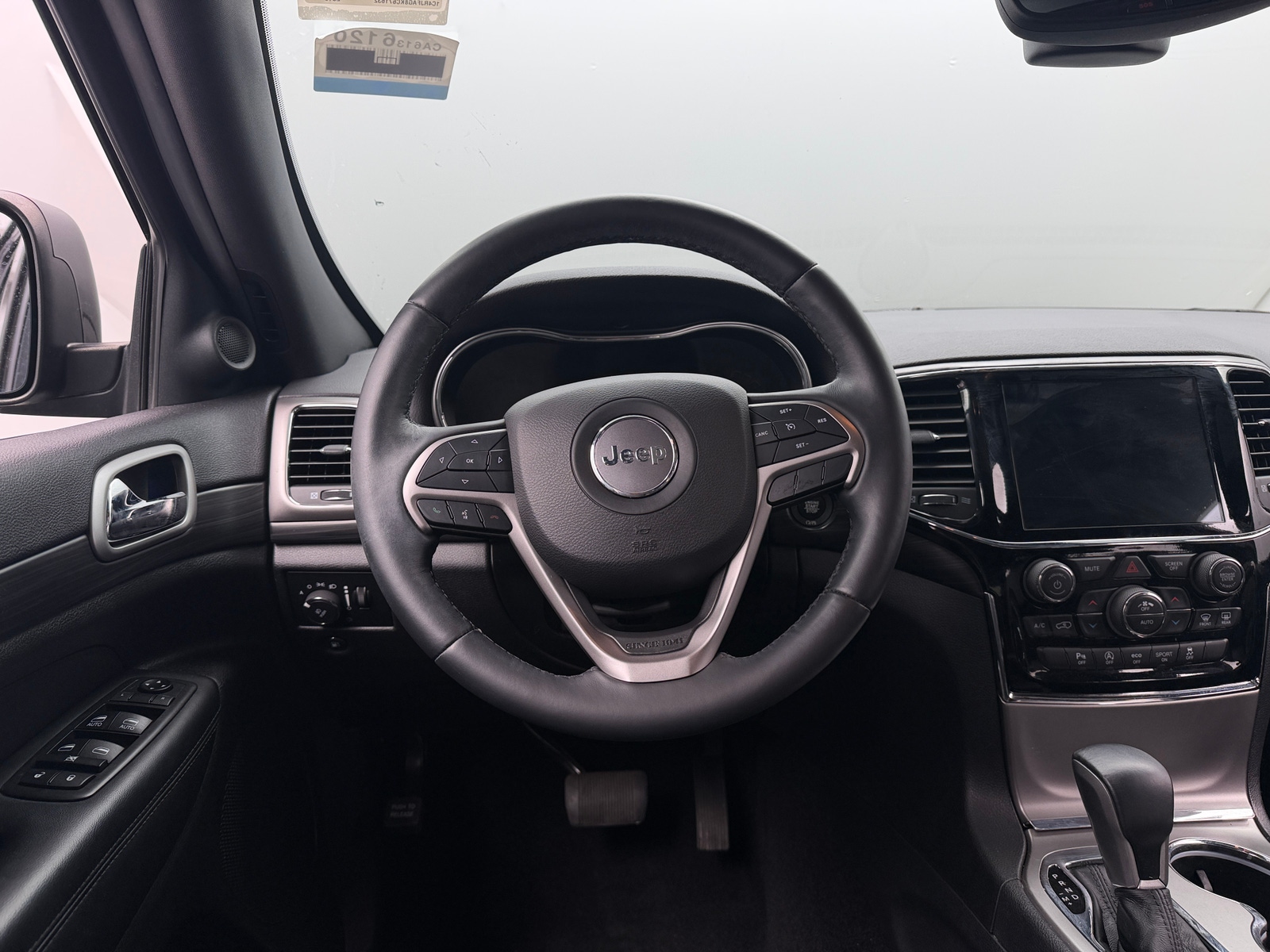 Thumbnail: 2019 Jeep Grand Cherokee - 4