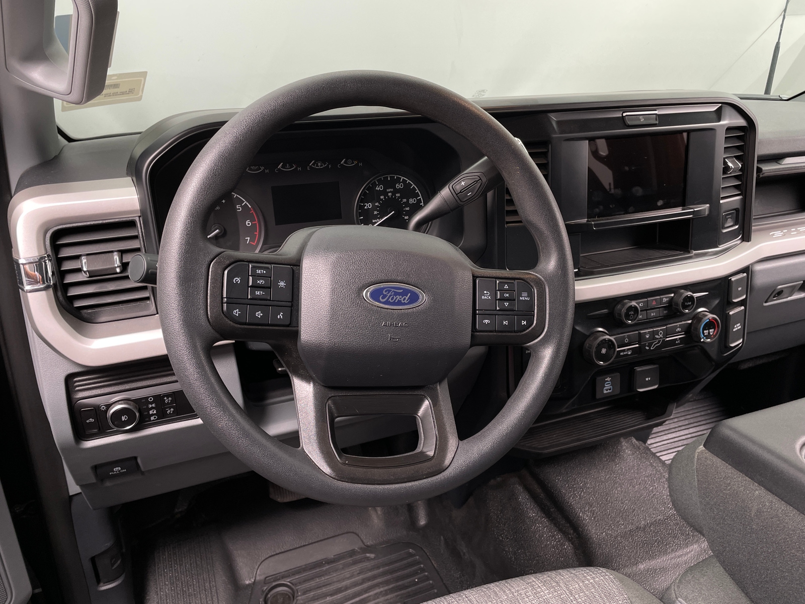Thumbnail: 2025 Ford Econoline - 5