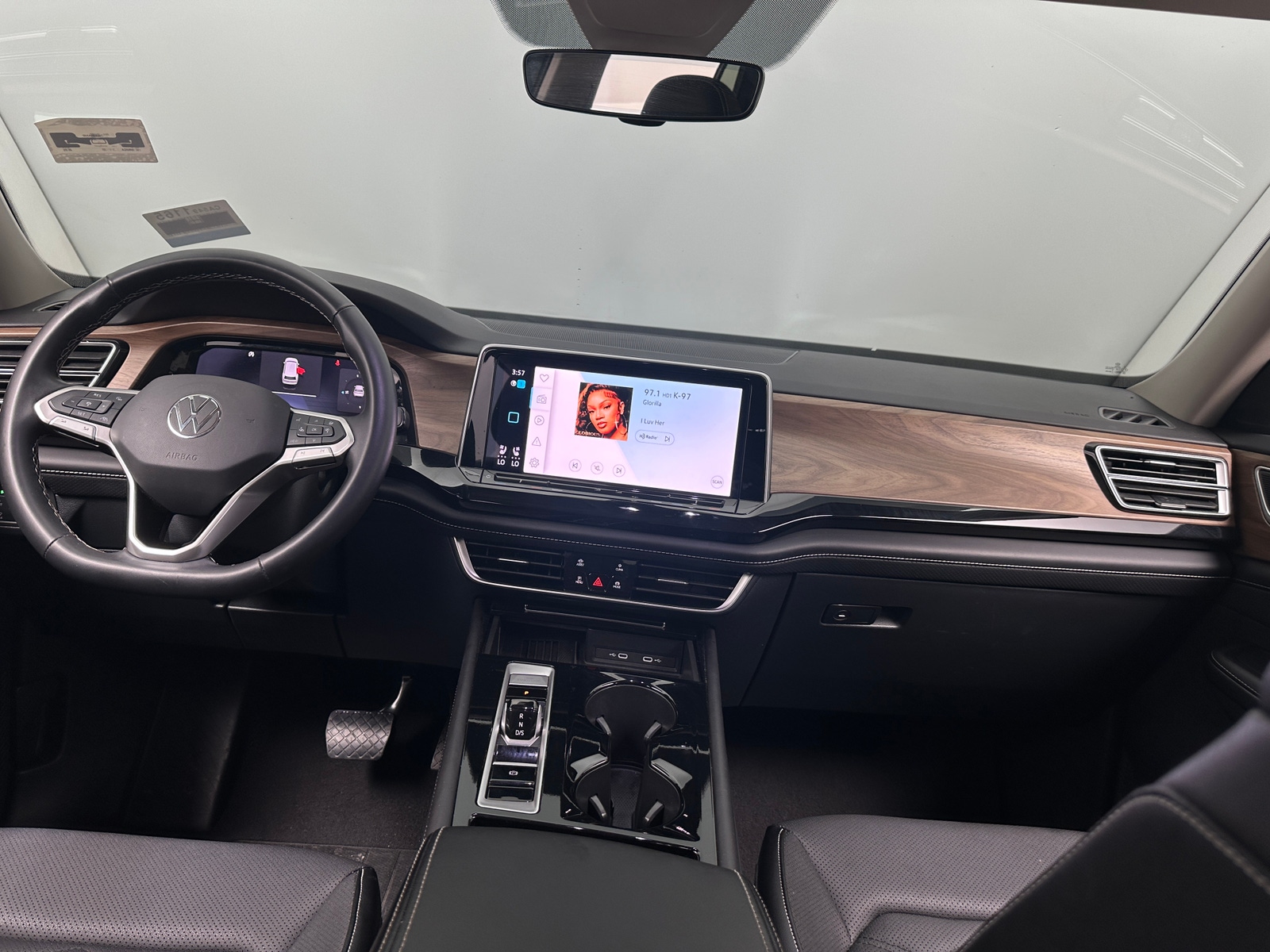 Thumbnail: 2025 Volkswagen Atlas - 3