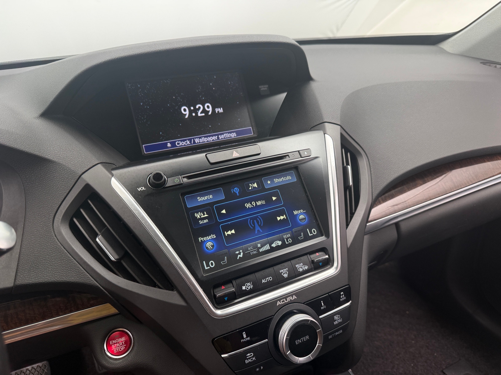 Thumbnail: 2017 Acura MDX - 3