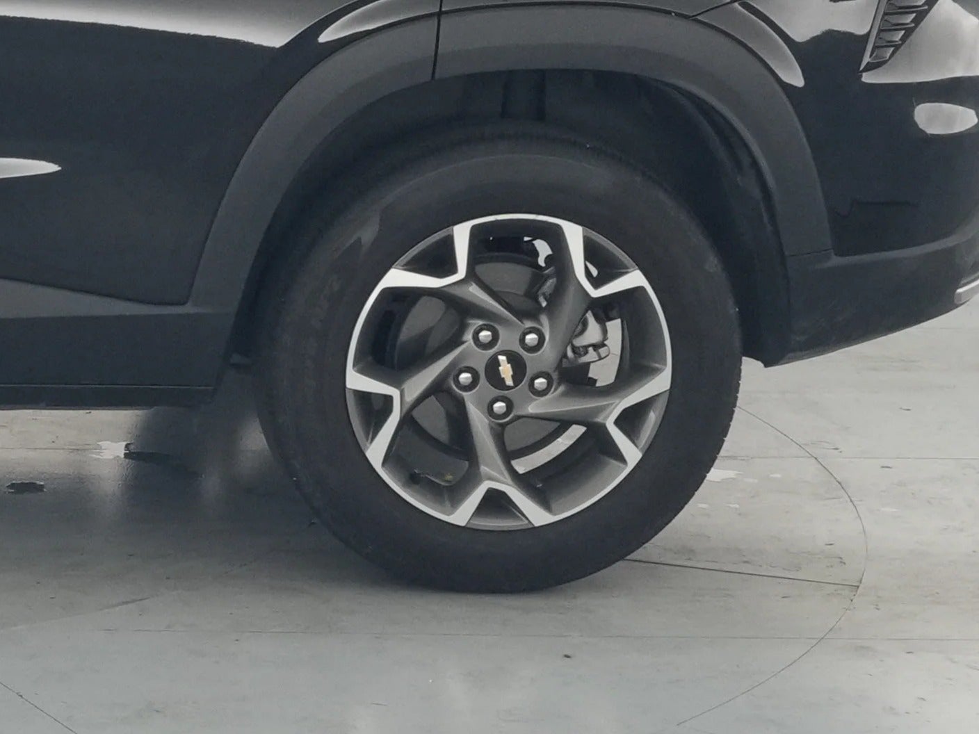 2025 Chevrolet Trax LT - Photo 16