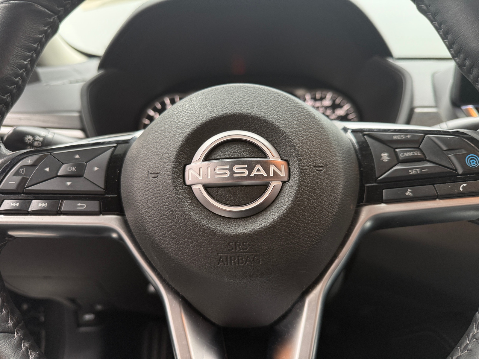 Thumbnail: 2023 Nissan Altima - 4