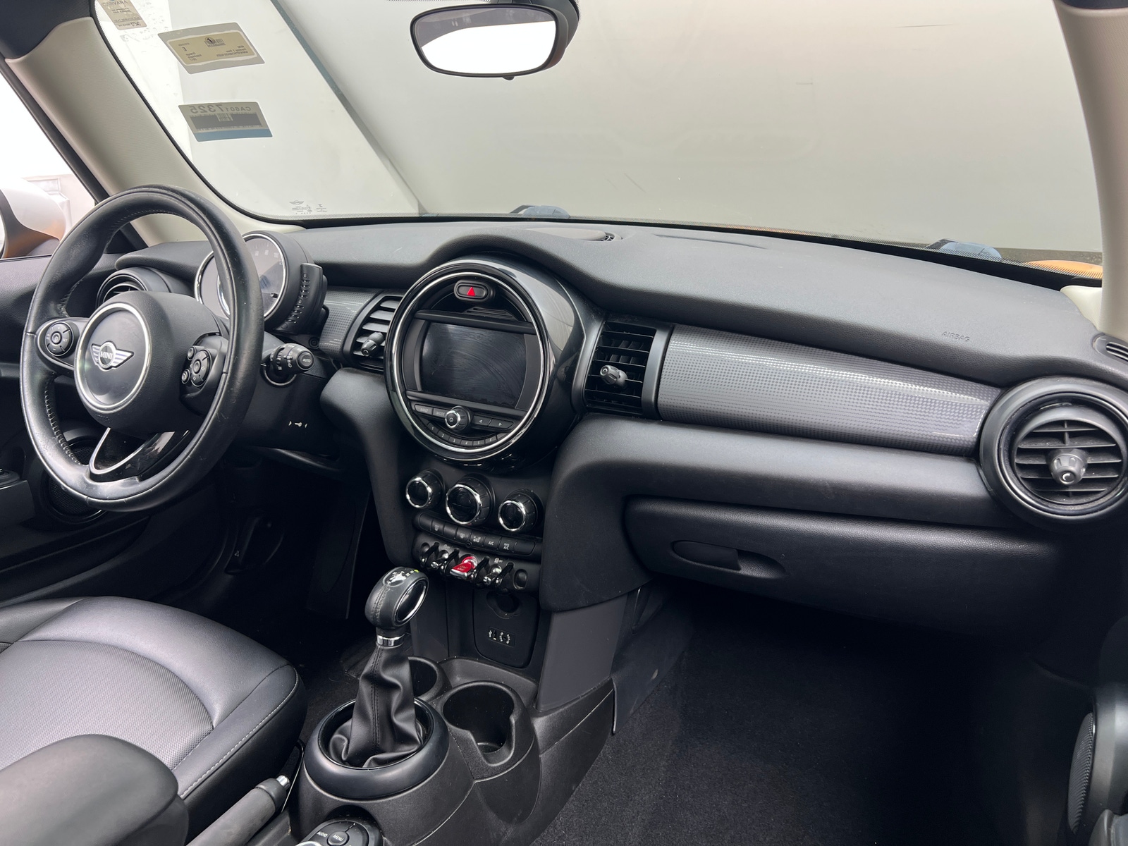 Thumbnail: 2017 MINI Cooper Hardtop - 2