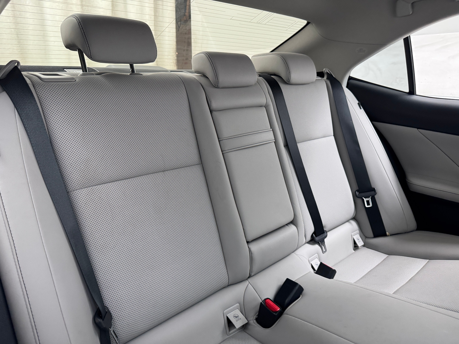 Thumbnail: 2015 Lexus IS - 5