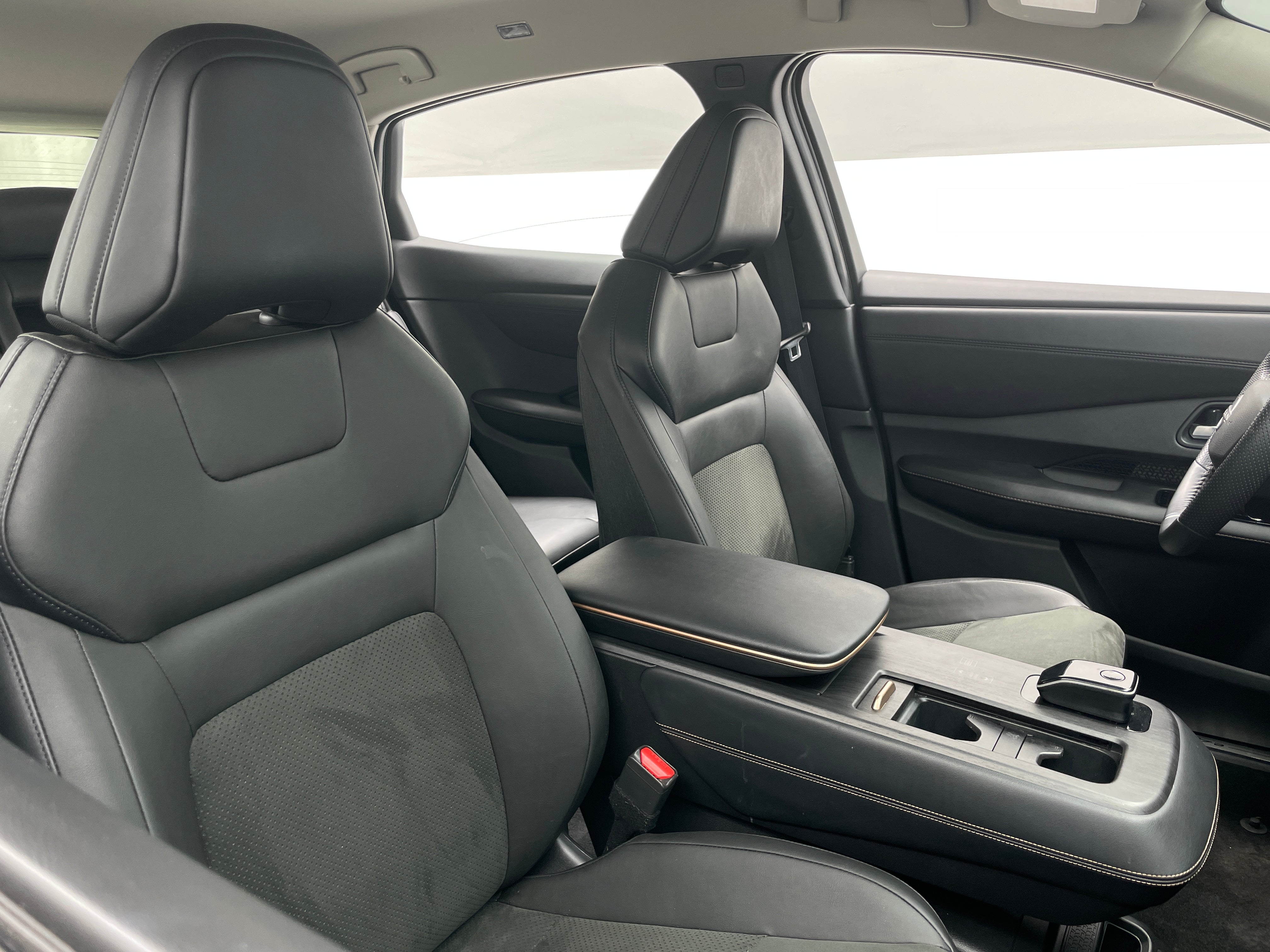 Used 2024 Nissan ARIYA Engage with VIN JN1CF0BBXRM738701 for sale in Pewaukee, WI
