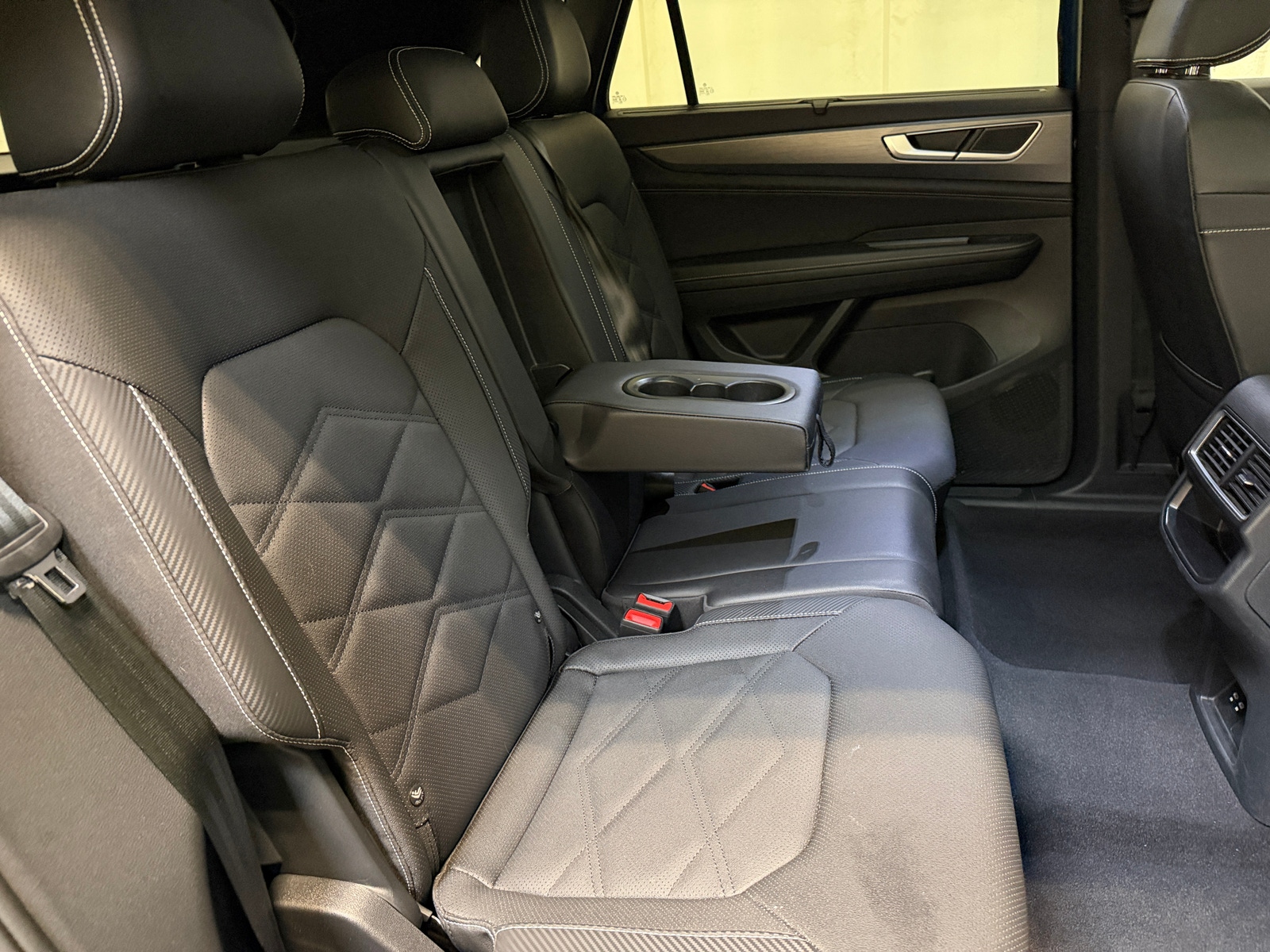 Thumbnail: 2026 Volkswagen Atlas - 5