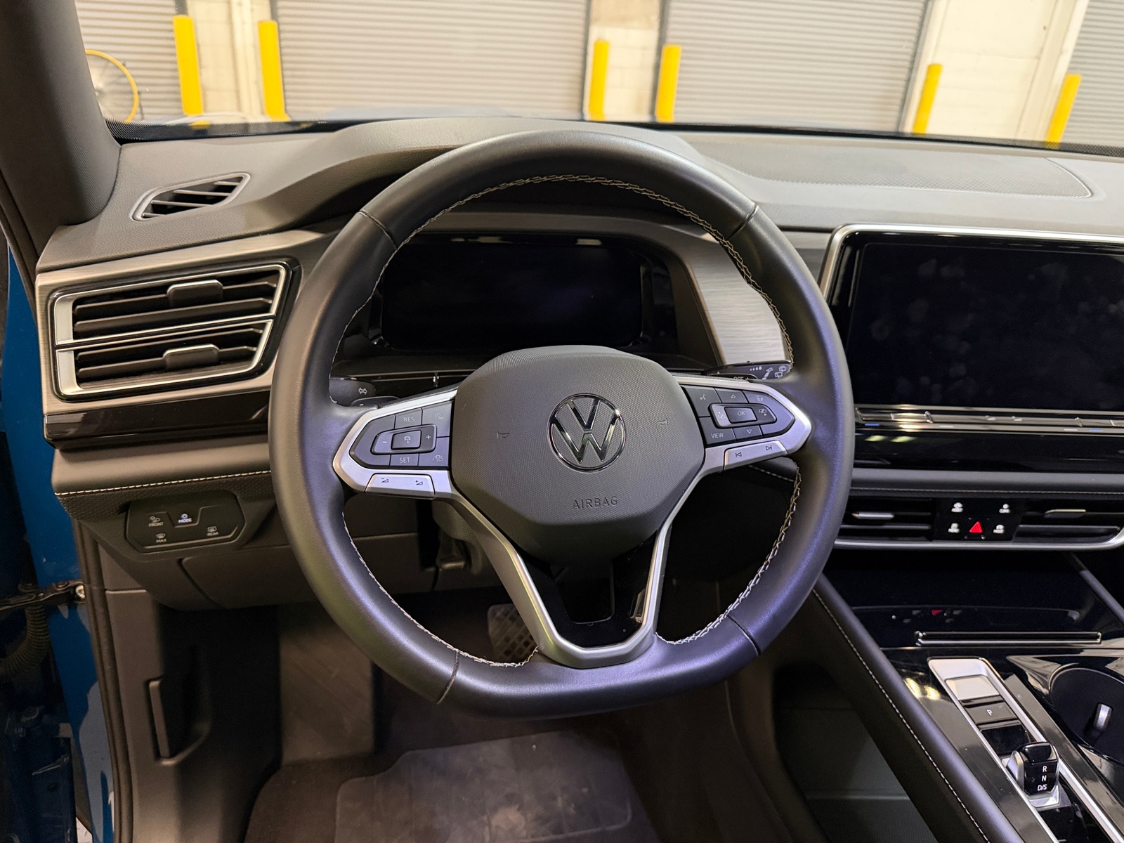 Thumbnail: 2026 Volkswagen Atlas - 4