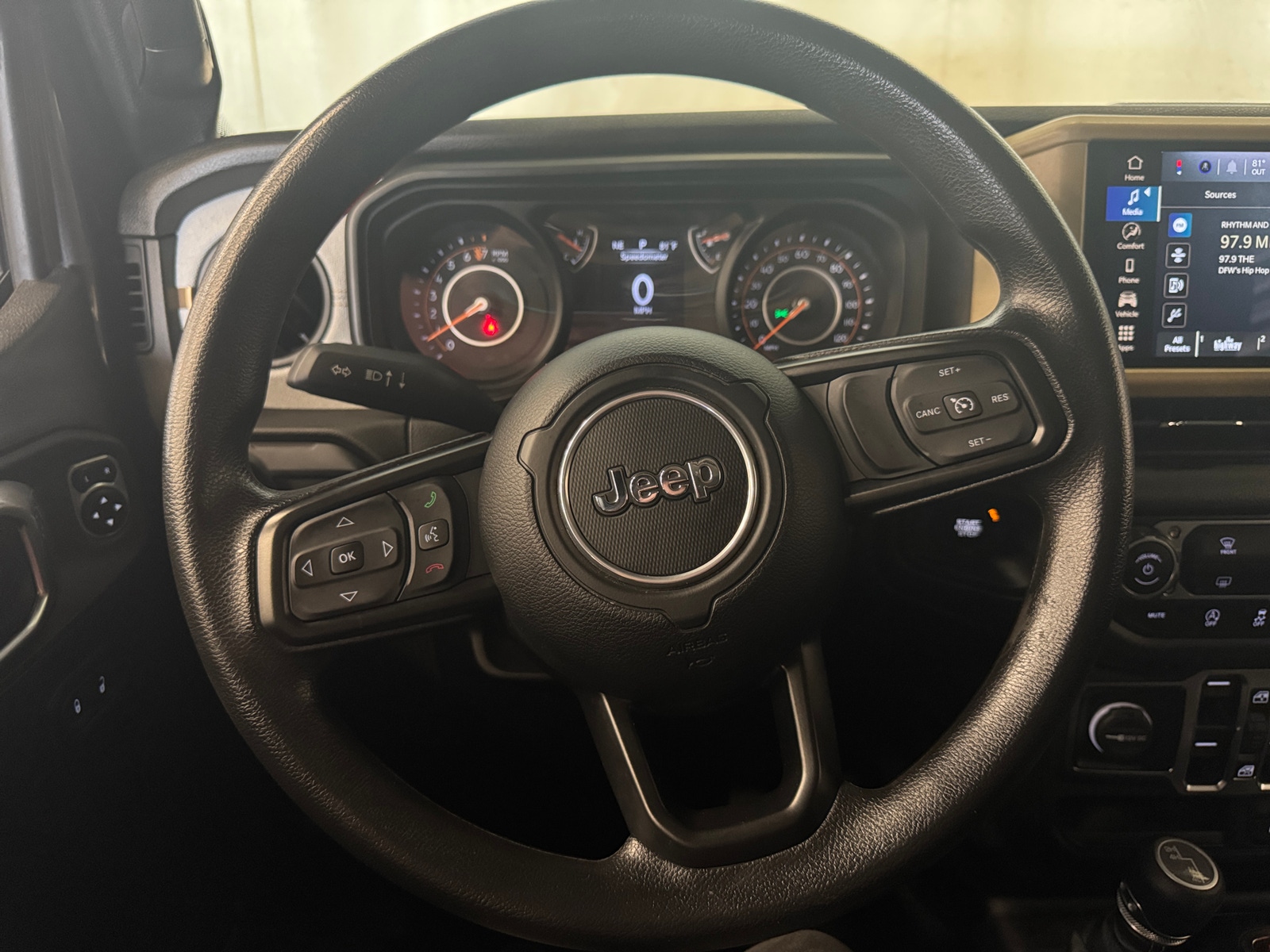 Thumbnail: 2025 Jeep Gladiator - 5