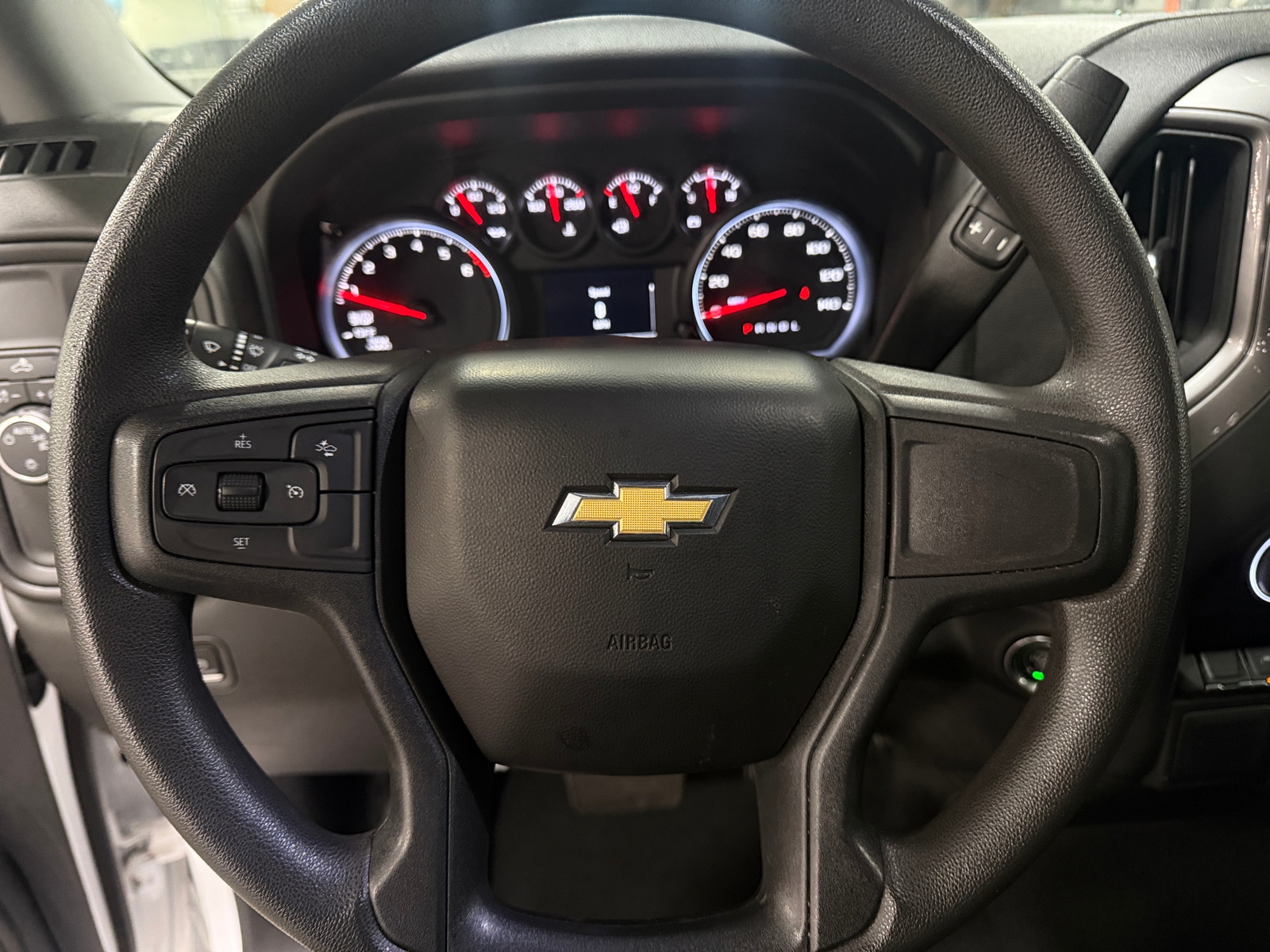 Thumbnail: 2023 Chevrolet Silverado 1500 - 5